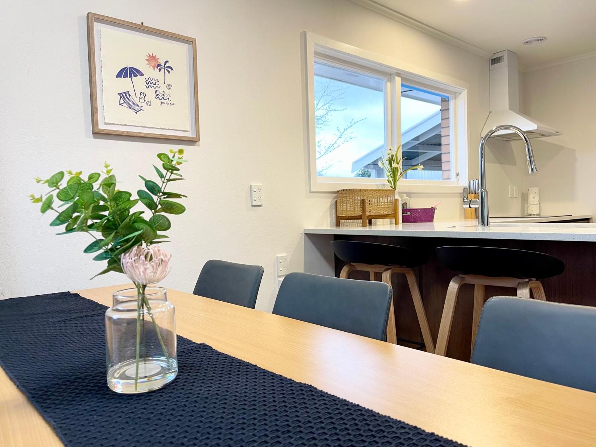 Quiet, Private And 5-Bedroom Holiday House ハミルトン エクステリア 写真